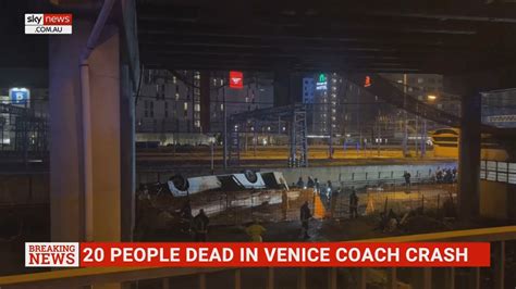 A bus crash near Italian city of Venice kills at least 21 people, including Ukrainian tourists